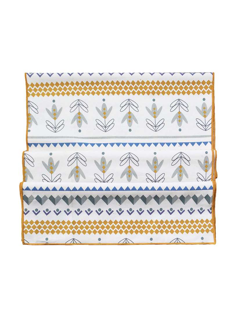  multi print table runner - 17467929 -  Standard Image - 1