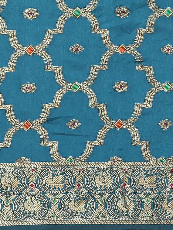 women's banarasi saree with blouse - 17468991 - Standard Image - 4