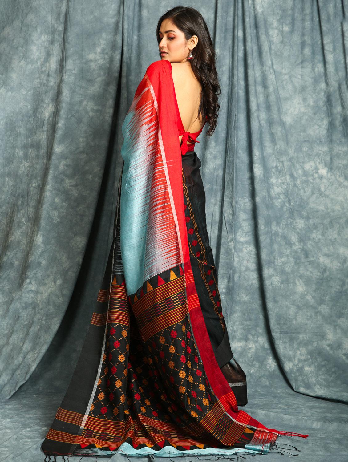 contrast bordered woven saree with blouse - 17482427 - Standard Image - 1