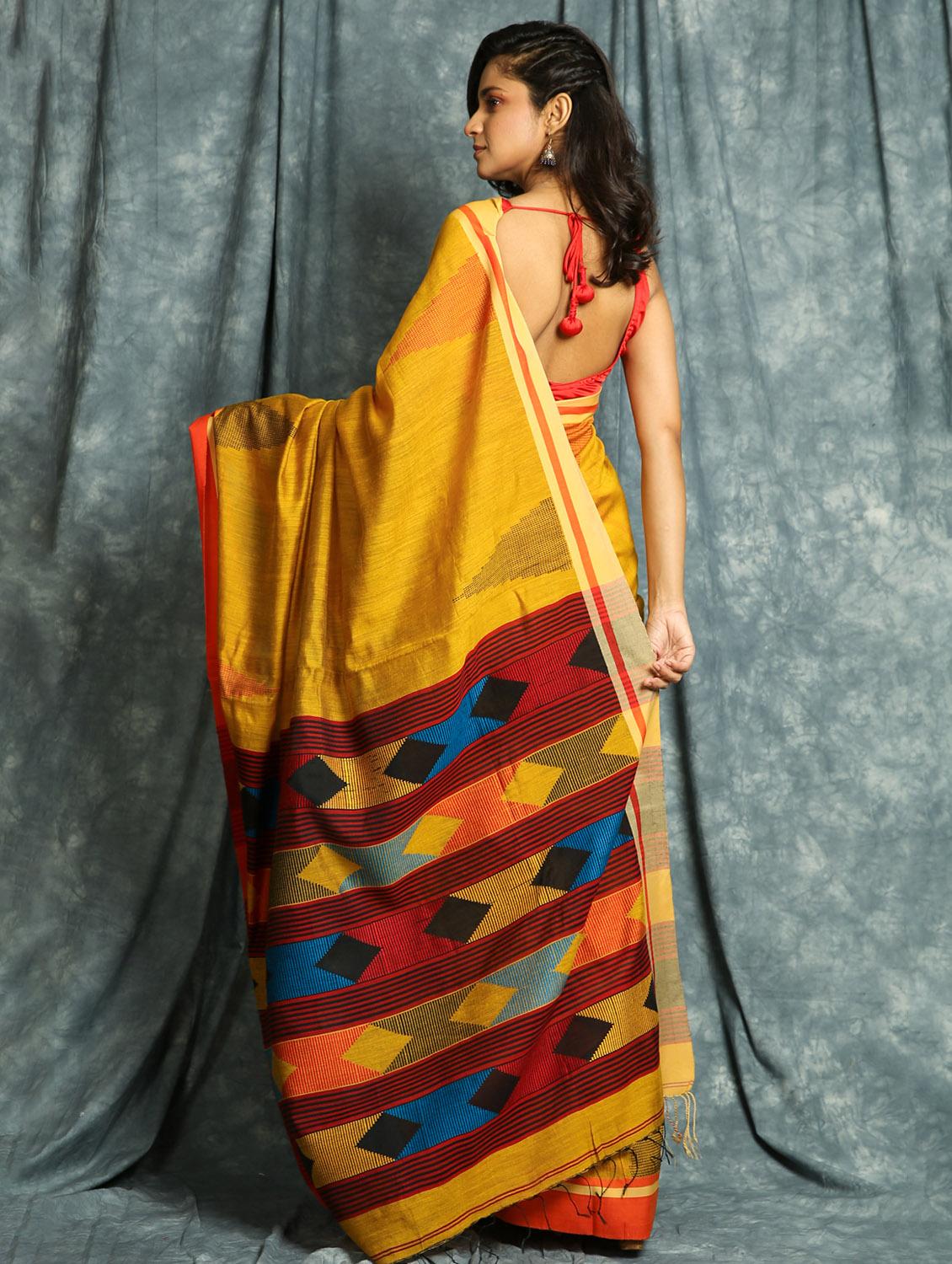 self design handloom saree with blouse - 17482434 - Standard Image - 1