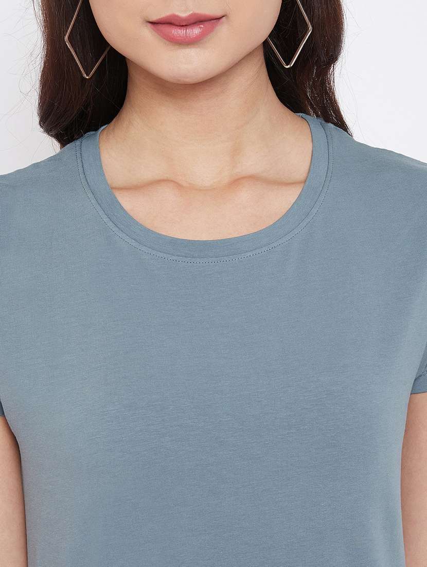 women's plain round neck t-shirt - 17484751 - Standard Image - 4