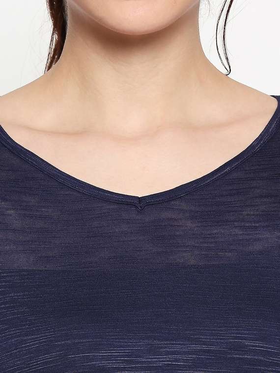 vneck solid  tee - 17484800 -  Standard Image - 4