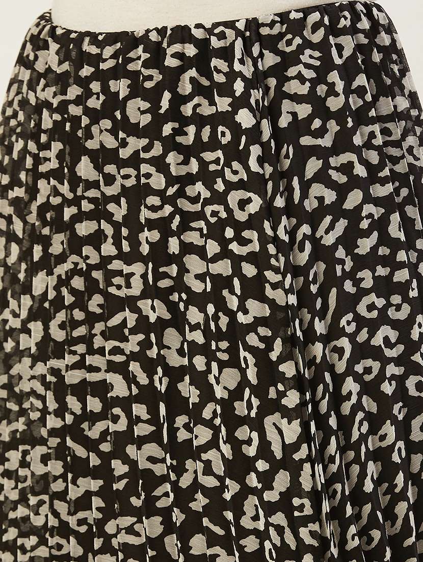 high neck animal print skirt - 17502001 - Standard Image - 4