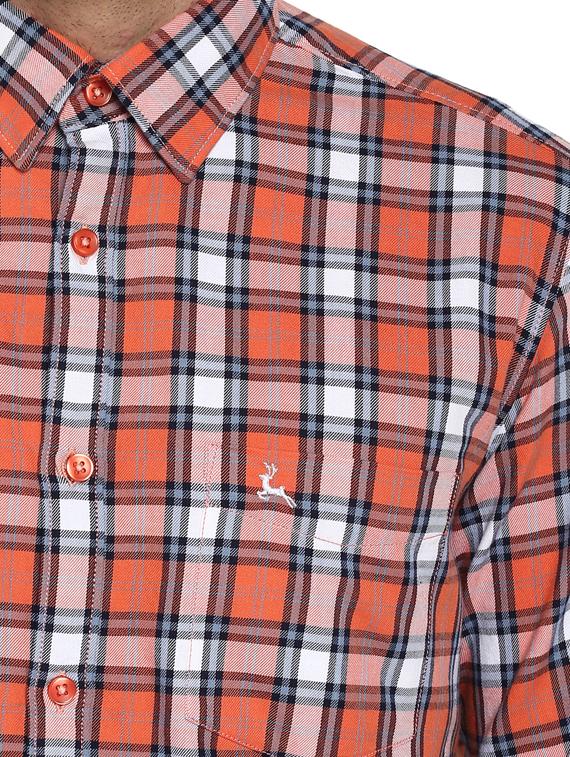 red checkered casual shirt - 17507454 - Standard Image - 4
