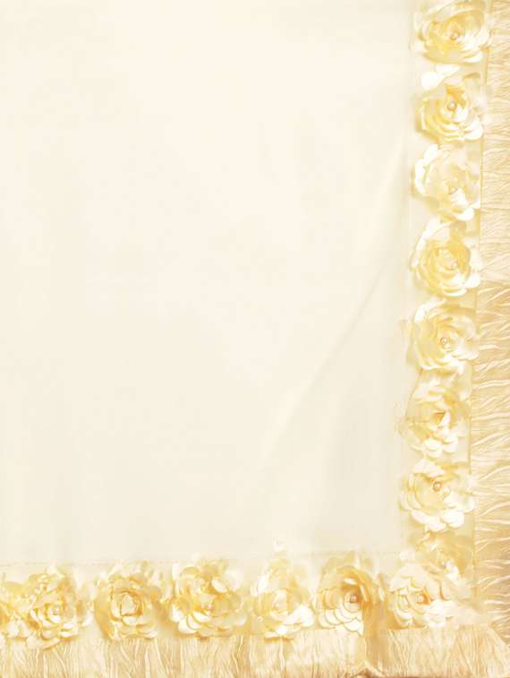 women's floral cream colored saree with blouse - 17528600 -  Standard Image - 4