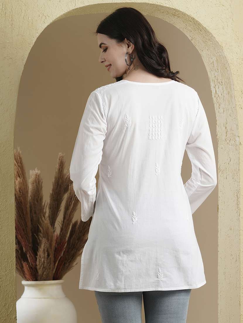 ada hand-embroidered white chikankari kurti  - 17529395 -  Standard Image - 4