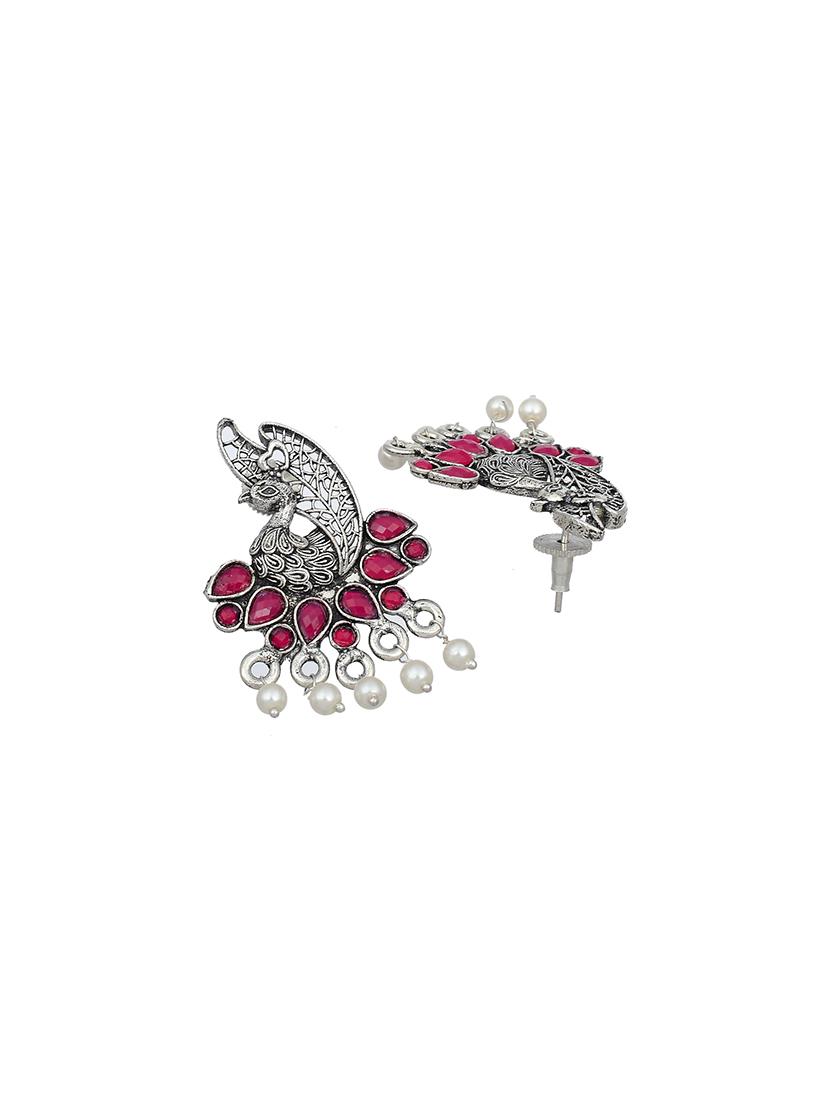 silver brass studs earring - 17531427 -  Standard Image - 1