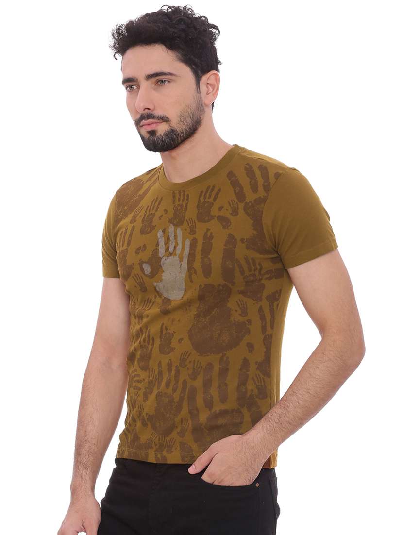 brown printed  t-shirt - 17533663 -  Standard Image - 1