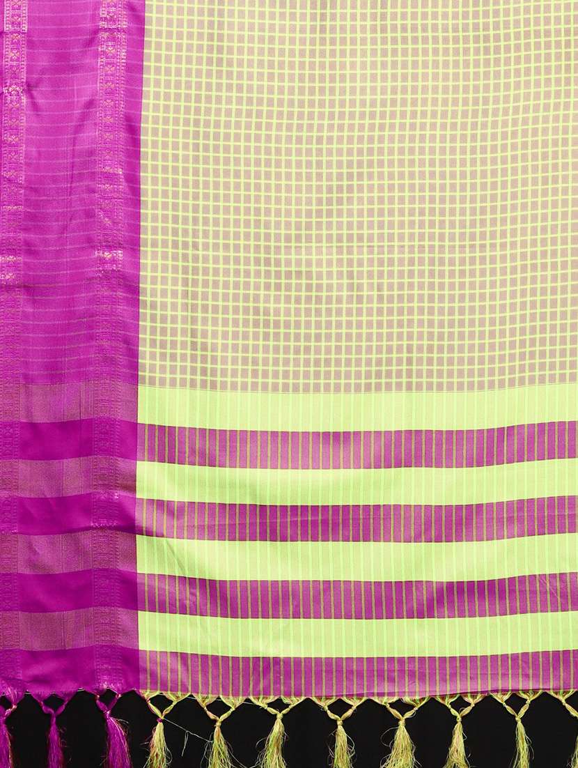 check printed saree - 17541369 - Standard Image - 4