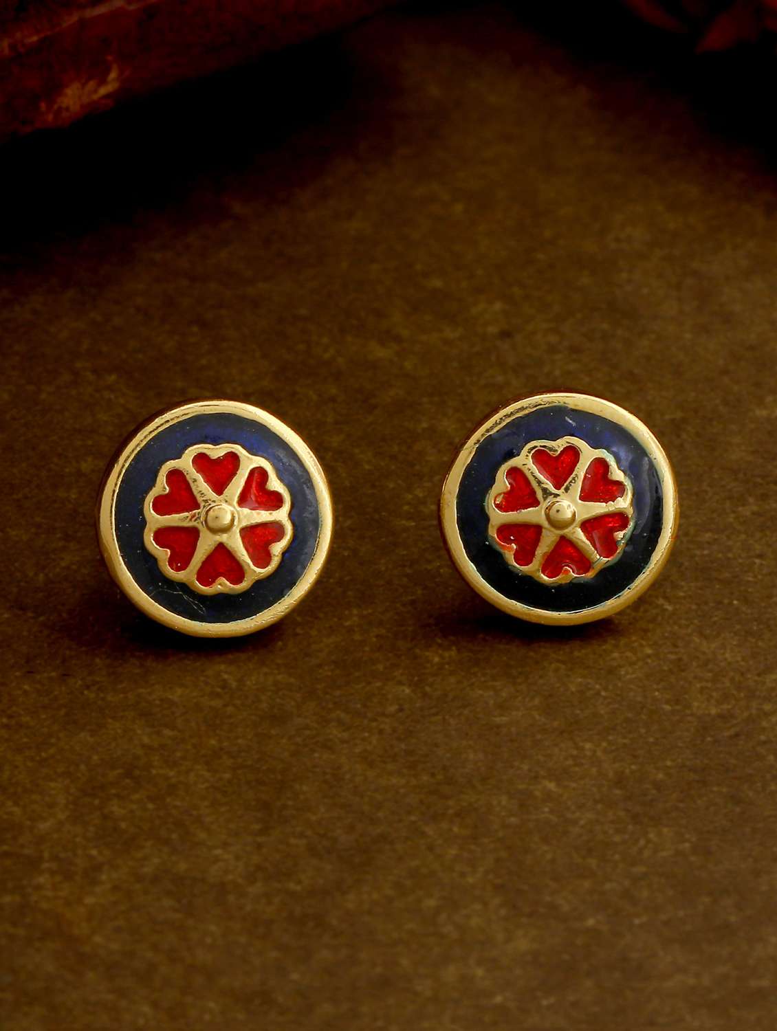 gold metal studs earring