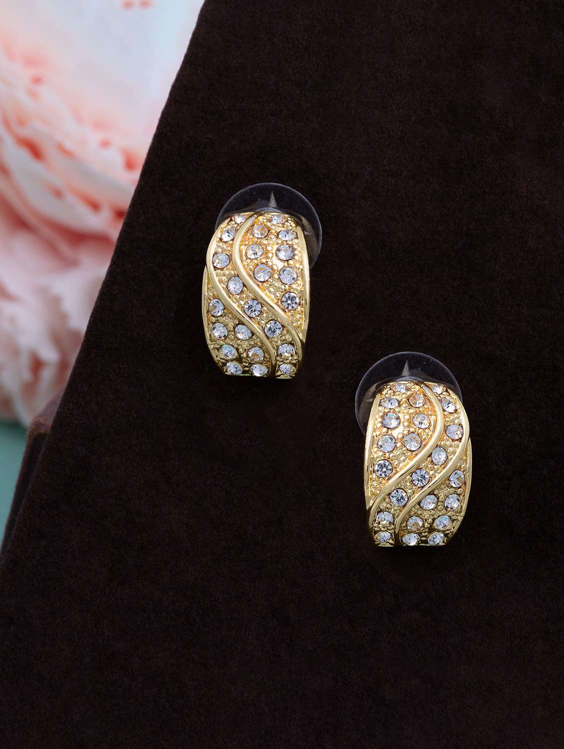 gold metal studs earring