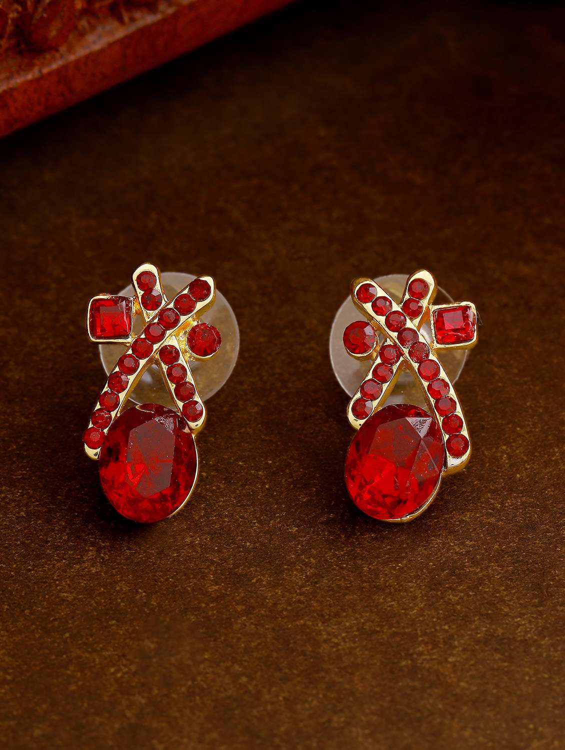 red metal studs earring