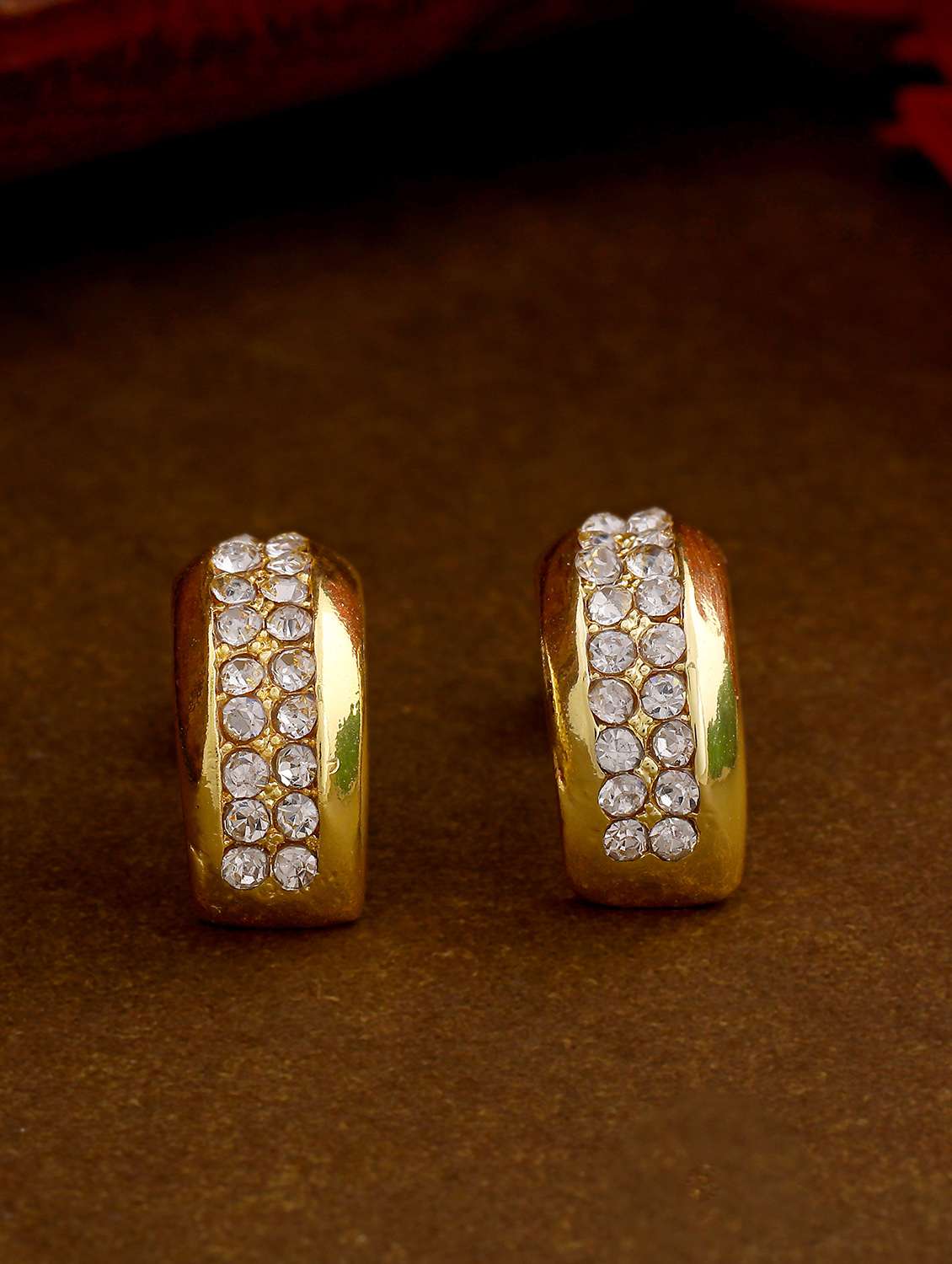 gold metal studs earring