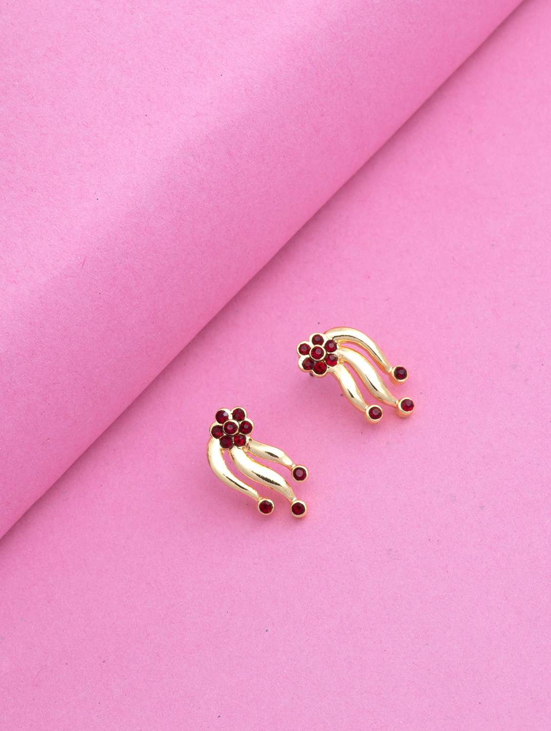 red metal studs earring
