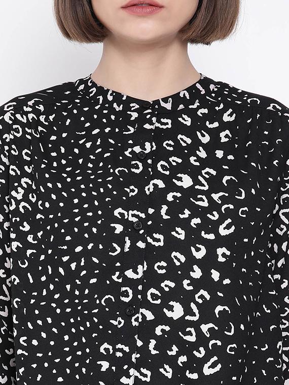 animal print regular shirt - 17544681 - Standard Image - 4