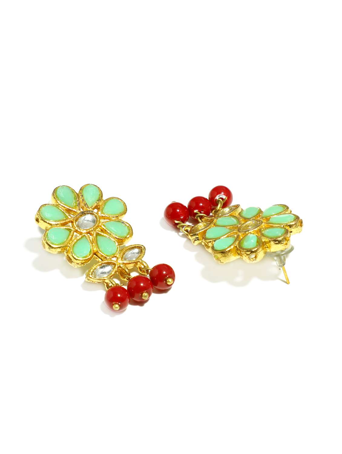 green metal maang teeka with earring set - 17562780 - Standard Image - 4