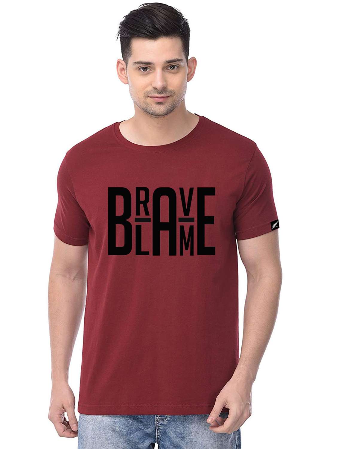 maroon chest print t-shirt 