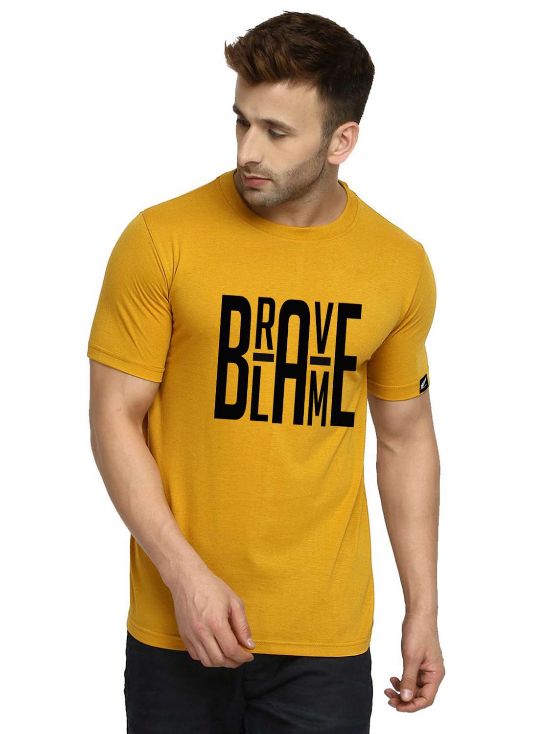yellow chest print t-shirt 