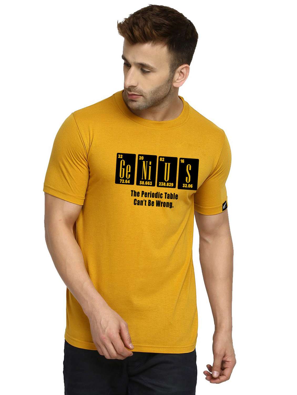 yellow chest print t-shirt 