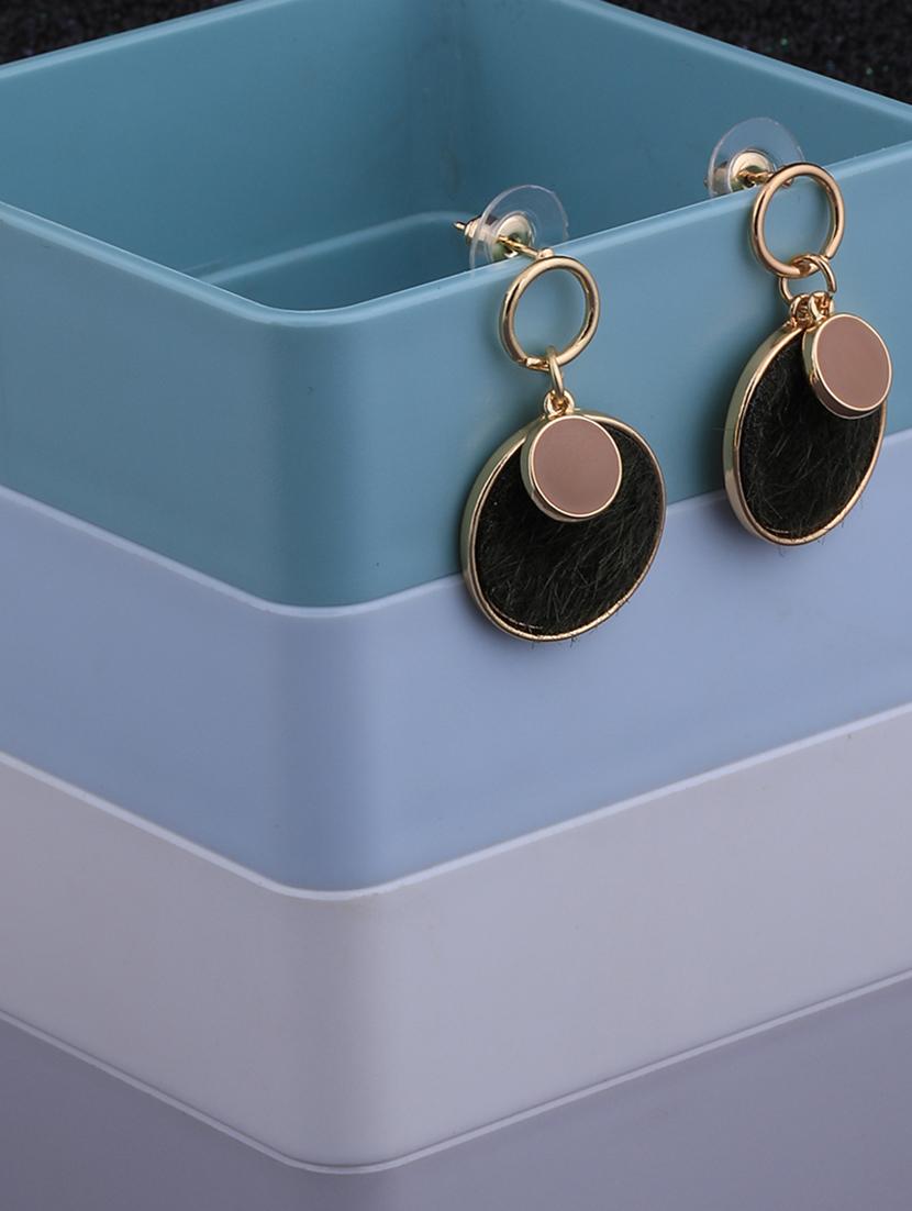 black metal drop earring - 17563876 - Zoom Image - 0