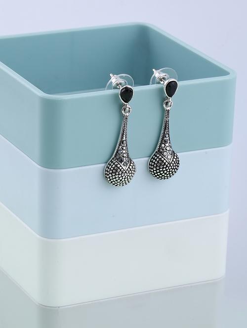 black metal drop earring - 17563896 -  Standard Image - 0
