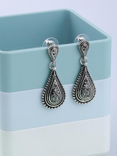 silver metal drop earring - 17563901 -  Standard Image - 0