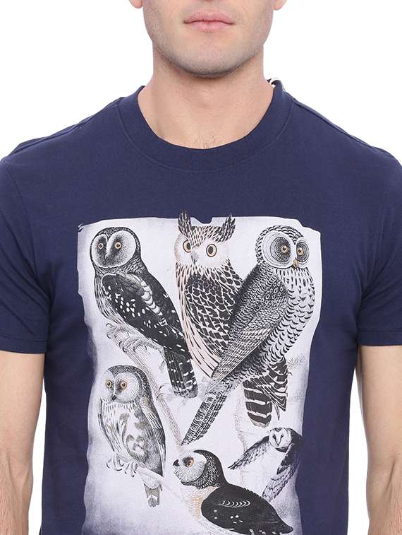 navy blue printed t-shirt - 17564159 -  Standard Image - 4