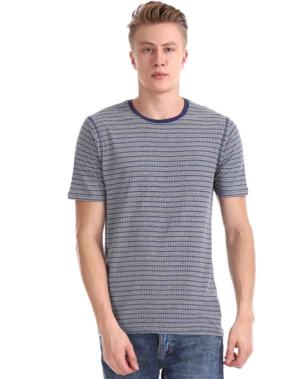 navy blue striped t-shirt