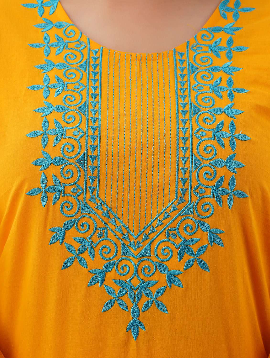 women's straight kurta - 17591597 -  Standard Image - 4