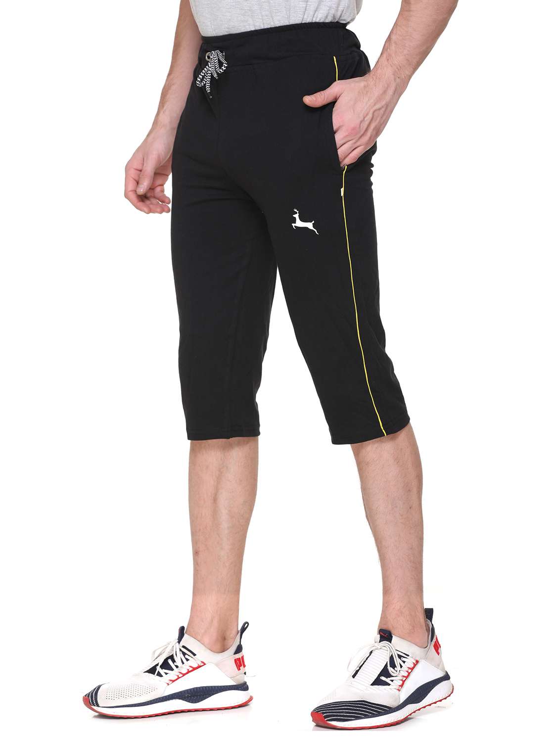 black  solid three - fourth - 17595143 -  Standard Image - 1