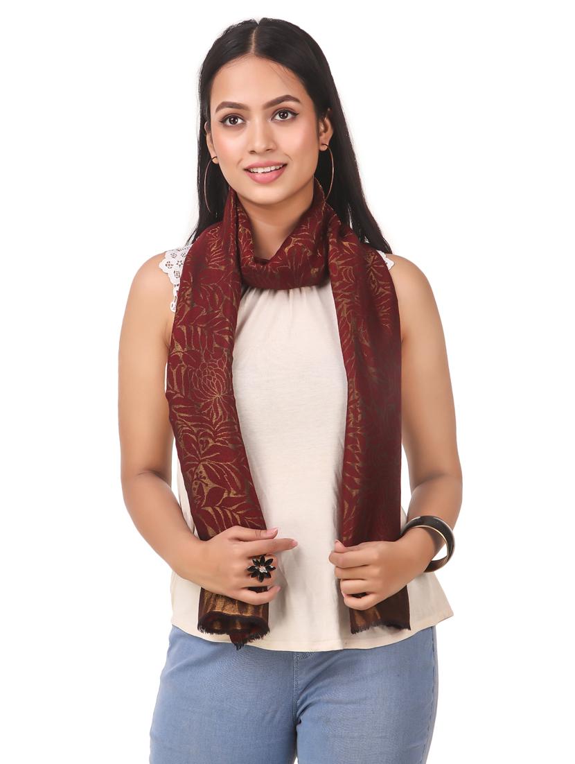 red wool stole - 17596085 - Standard Image - 1