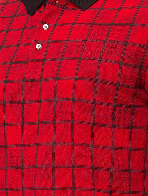 red checkered polo t-shirt - 17615556 -  Standard Image - 4