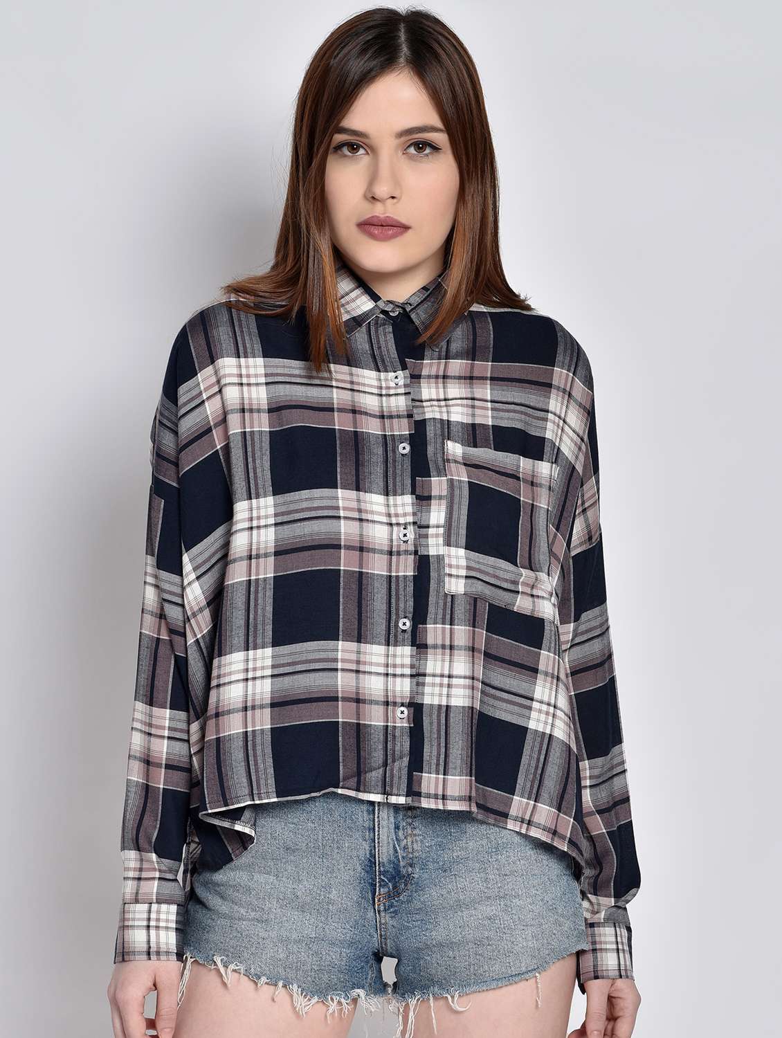 long sleeved checkered shirt 
