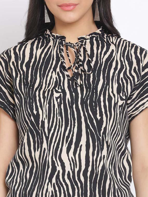 tie up neck animal top - 17620659 - Standard Image - 4