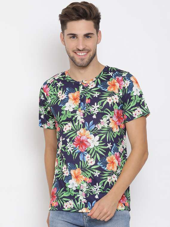 blue printed t-shirt