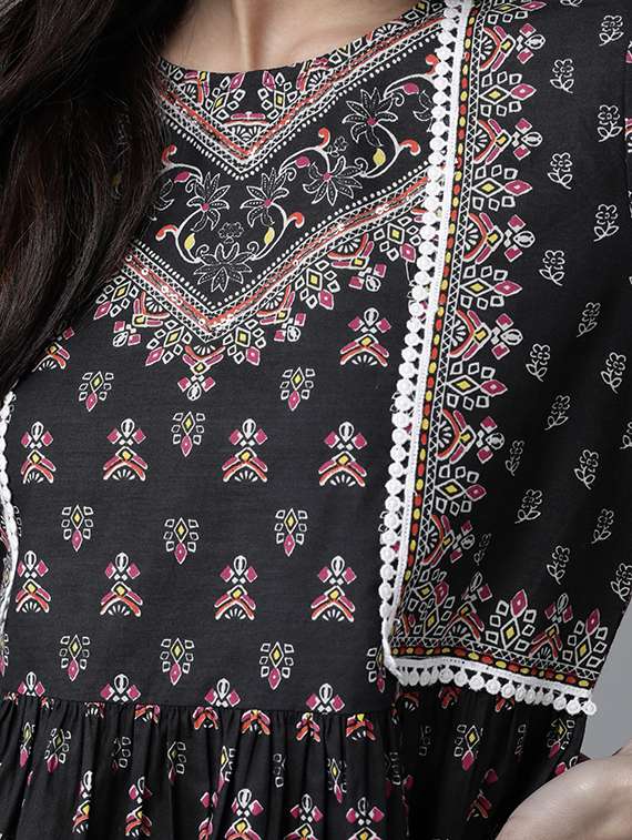 lace detail printed flared tunic - 17633683 - Standard Image - 4