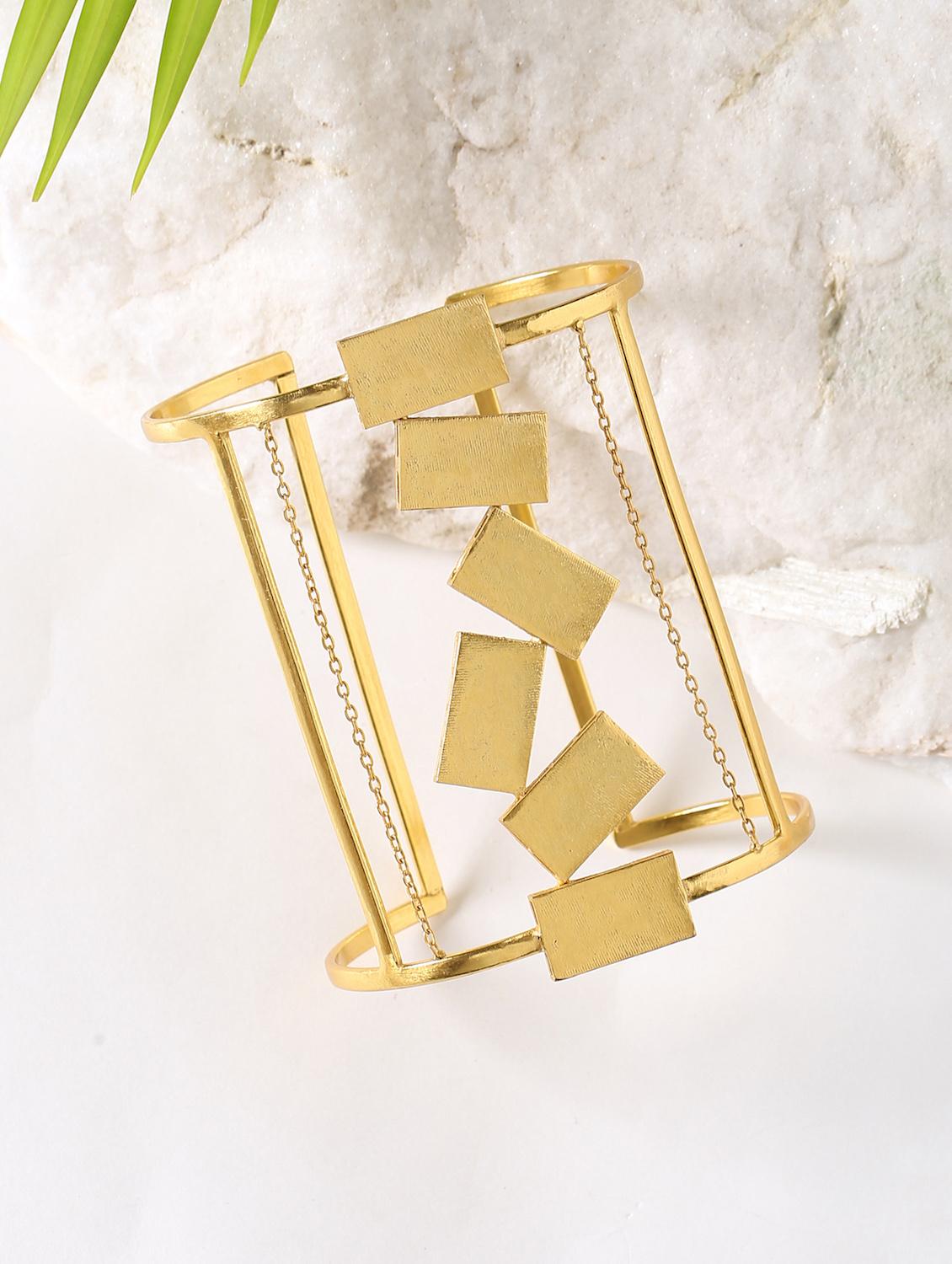 gold plated cuffs bracelet - 17637483 -  Zoom Image - 0