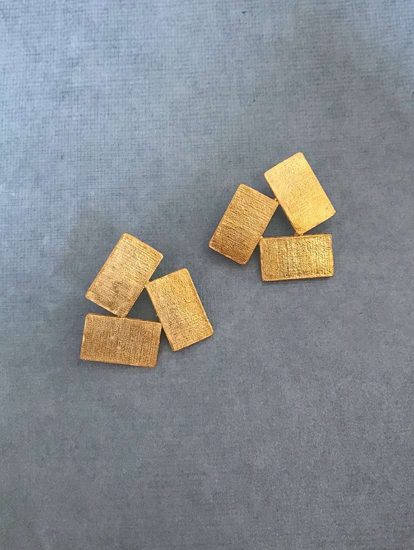 gold plated studs earring