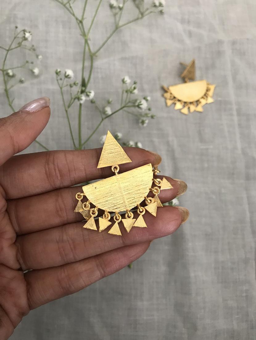 gold plated drop earring - 17637514 -  Standard Image - 1