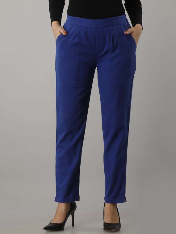 women solid mid rise cigarette pants 