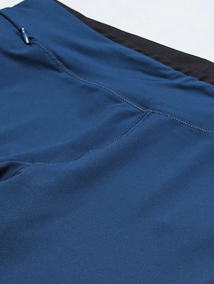 high rise sports legging  - 17655671 -  Standard Image - 4