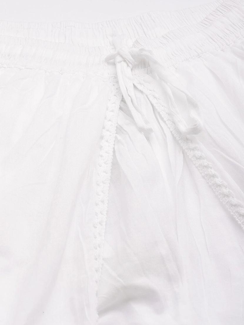 ada hand-embroidered white chikankari dhoti salwar - 17659175 - Standard Image - 4