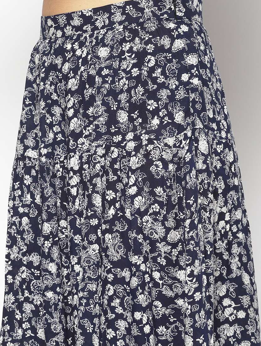 navy blue floral flared skirt - 17661265 -  Standard Image - 4
