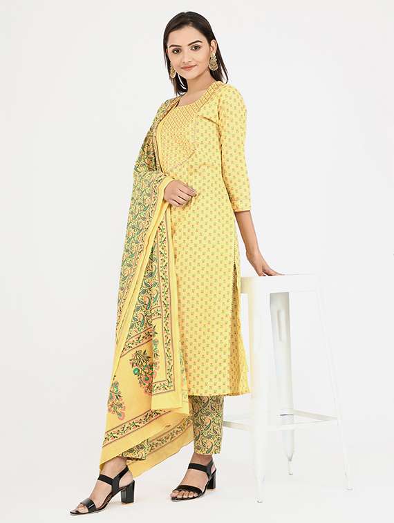 printed suit set - 17675483 -  Standard Image - 1