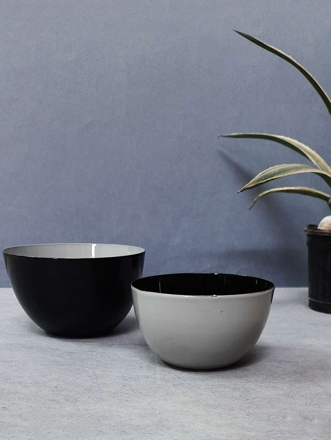 color palette black and grey bowl set