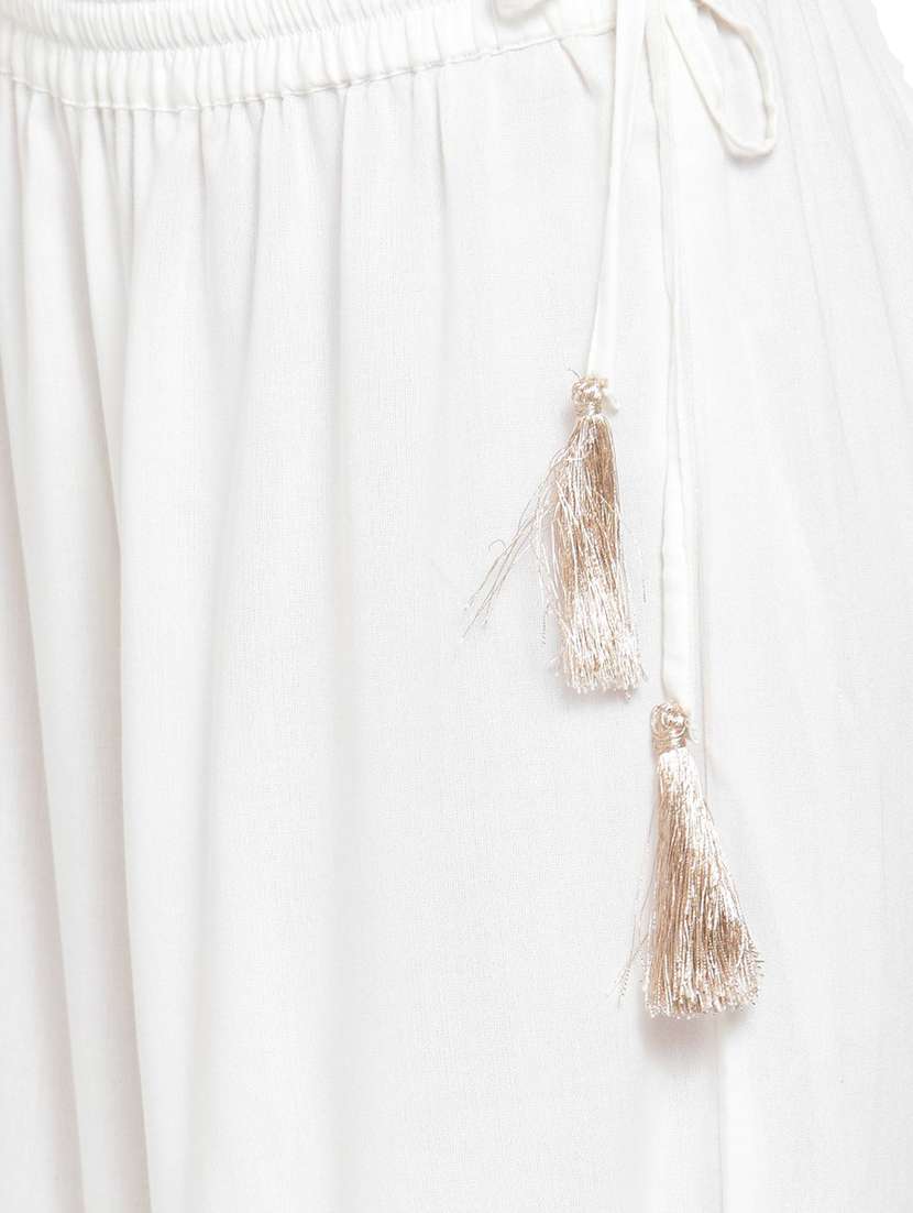 offwhite solid flared palazzo - 17694531 - Standard Image - 4