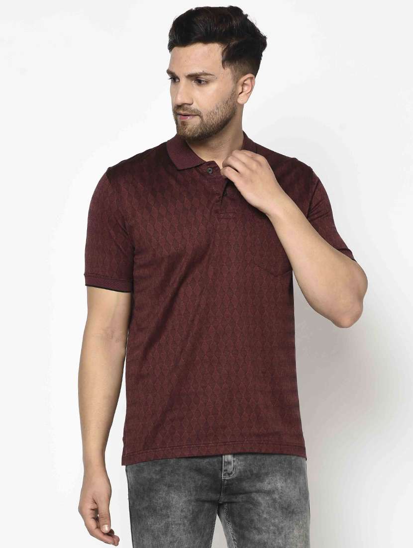 maroon self design polo t-shirt