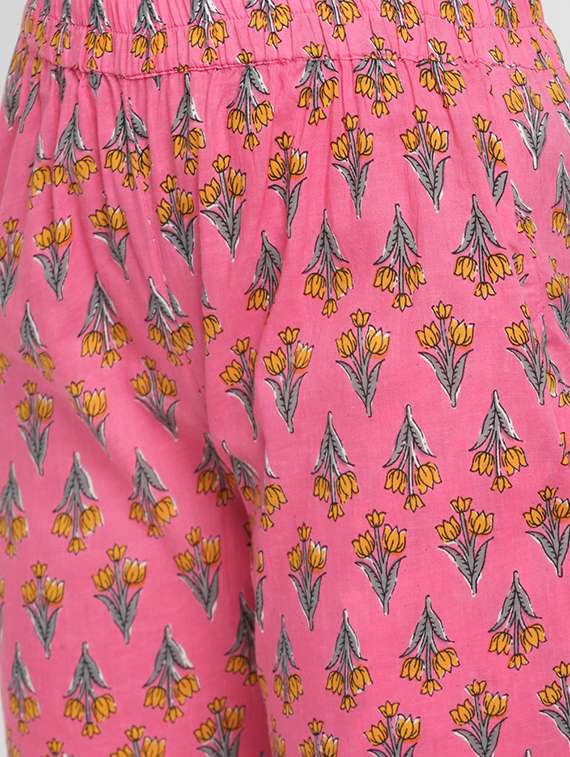 floral suit set - 17709342 -  Standard Image - 4