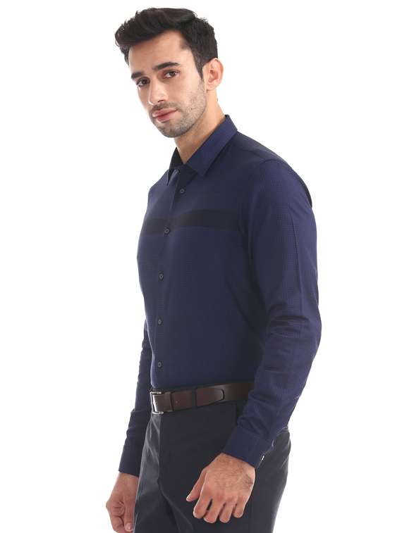 navy blue checkered formal shirt - 17727642 -  Standard Image - 1