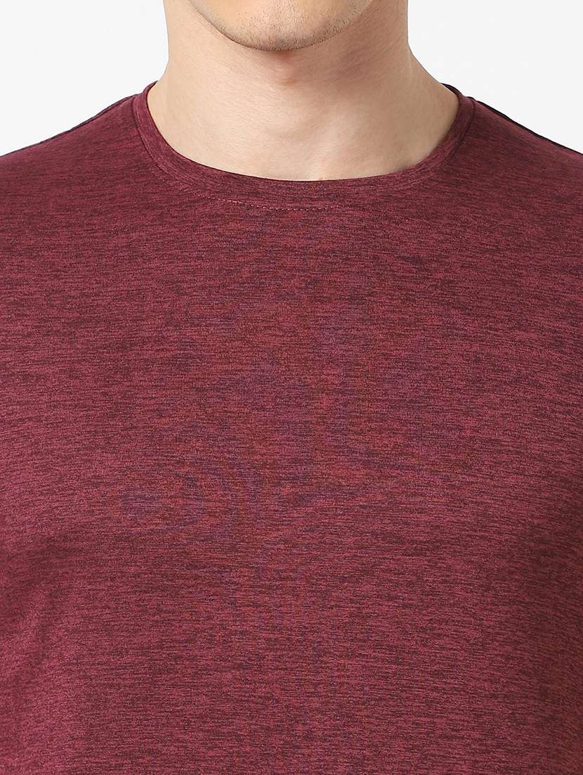 maroon solid t-shirt - 17732463 -  Standard Image - 4